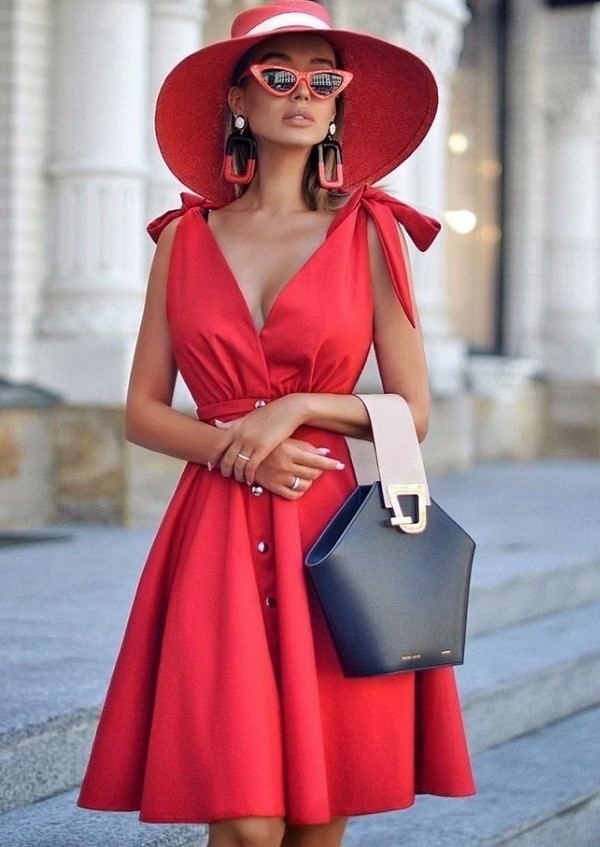 Vestidos noche rojos 2019-2020, el mejor vestido rojo, foto, noticias